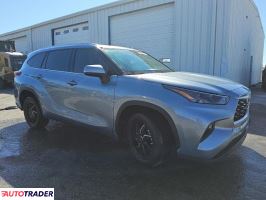 Toyota Highlander 2022 3
