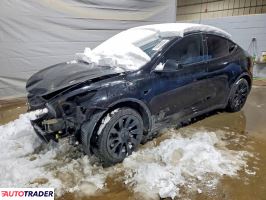 Tesla Model Y - zobacz ofertę