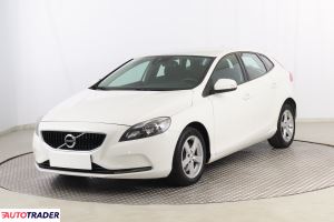 Volvo V40 2018 2.0 147 KM