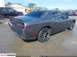 Dodge Challenger 2022 3