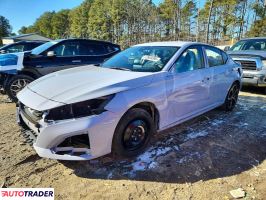 Nissan Altima - zobacz ofertę