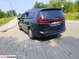 Chrysler Pacifica 2022 3.6 293 KM