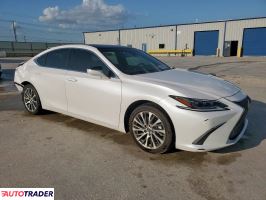 Lexus ES 2019 3