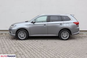 Mitsubishi Outlander 2020 2.4 221 KM