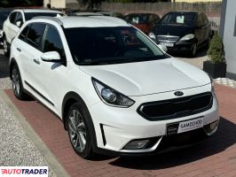 Kia Niro 2016 1.6 105 KM Kia Niro 2016 1.6 105 KM