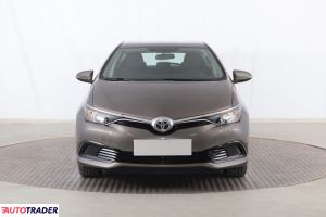 Toyota Auris 2016 1.3 97 KM