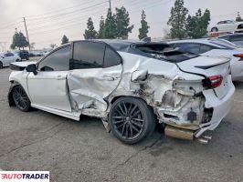 Toyota Camry 2022 3