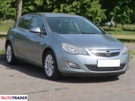 Opel Astra 2012 1.6 113 KM Opel Astra 2012 1.6 113 KM