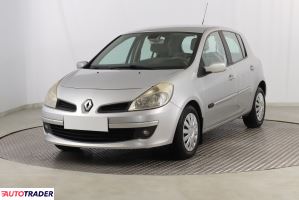 Renault Clio 2006 1.5 104 KM