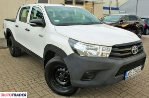 Toyota Hilux 2017 2.4 150 KM Toyota Hilux 2017 2.4 150 KM