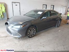 Lexus ES 2020 3