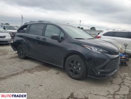 Toyota Sienna 2025 2