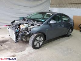 Hyundai IONIQ Hybrid 2020 1