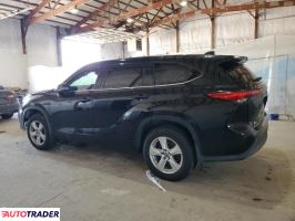 Toyota Highlander 2020 3