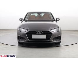 Audi A4 2020 2.0 160 KM