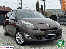 Renault Grand Scenic 2010 2.0 140 KM