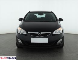 Opel Astra 2010 1.4 118 KM