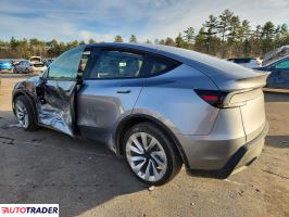 Tesla Model Y 2026