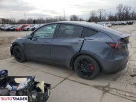 Tesla Model Y 2022 Tesla Model Y 2022