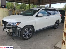 Nissan Pathfinder 2018 3