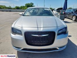 Chrysler 300C 2022 3
