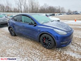 Tesla Model Y 2022