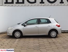 Toyota Auris 2013 1.3 97 KM