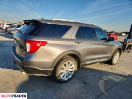 Ford Explorer 2022 3