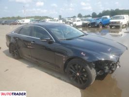 Jaguar XJ 2019 3