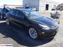 Tesla Model 3 2022