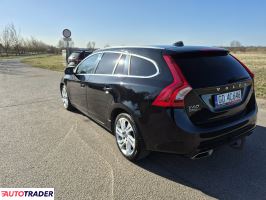 Volvo V60 2016 2.0 120 KM