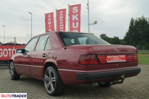 Mercedes W-124 1989 2.0 75 KM