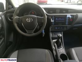 Toyota Auris 2016 1.6 132 KM Toyota Auris 2016 1.6 132 KM