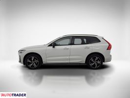 Volvo XC60 2022 2.0 197 KM
