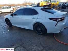 Toyota Camry 2024 3