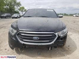 Ford Taurus 2019 3