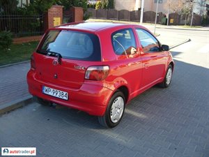 Toyota Yaris 2000 1.0 68 KM Toyota Yaris 2000 1.0 68 KM