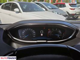 Peugeot 5008 2018 1.5 130 KM