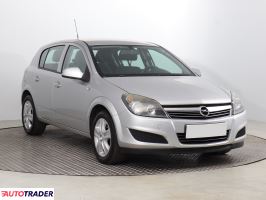 Opel Astra 2012 1.6 113 KM