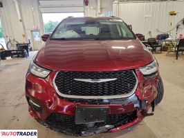 Chrysler Pacifica 2022 3
