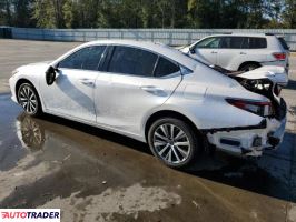 Lexus ES 2021 3