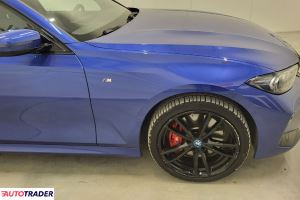 BMW 330 2023 2.0 184 KM