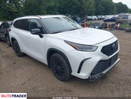 Toyota Highlander - zobacz ofertę