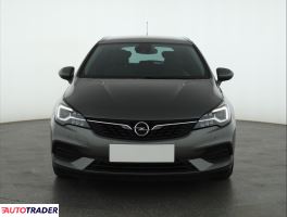 Opel Astra 2019 1.2 108 KM