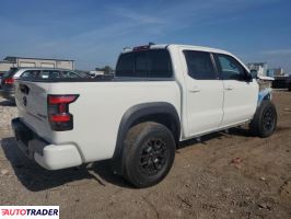 Nissan Frontier 2022 3