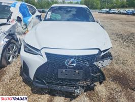 Lexus IS 2024 3