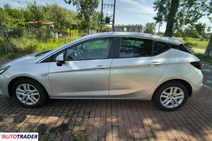 Opel Astra 2017 1.4 125 KM