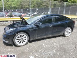 Tesla Model 3 2022