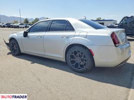 Chrysler 300C 2020 3