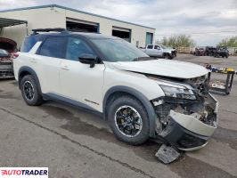 Nissan Pathfinder 2023 3